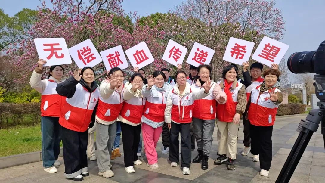 正在上传...